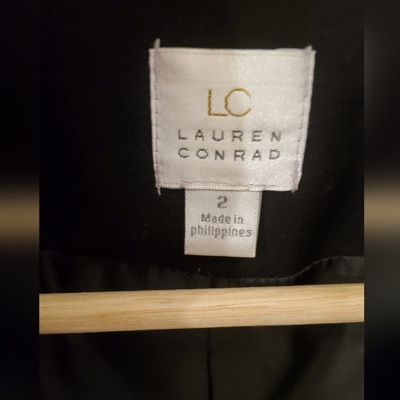 LC Lauren Conrad Black Open Front Blazer Smooth Satin Lapel Relaxed Fit Size 2 - Picture 6 of 6